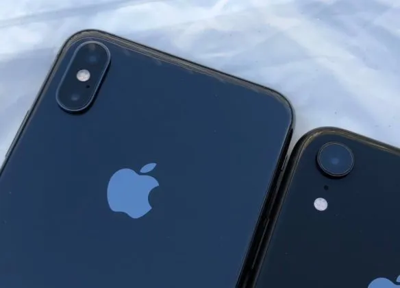 Unboxing iPhone XR italiano e prime impressioni d&#8217;uso