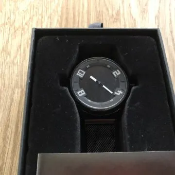 Lenovo Watch X, l’orologio ibrido e impermeabile a portata di tutti