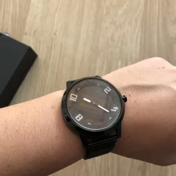 Lenovo Watch X, l’orologio ibrido e impermeabile a portata di tutti