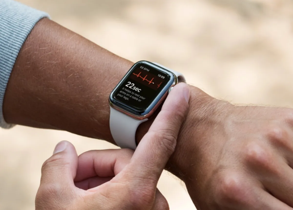 Apple Watch 4, provare l’elettrocardiogramma fuori dagli USA si potrà fare con un trucco Apple Watch 4, provare l’elettrocardiogramma fuori dagli USA si potrà fare con un trucco
