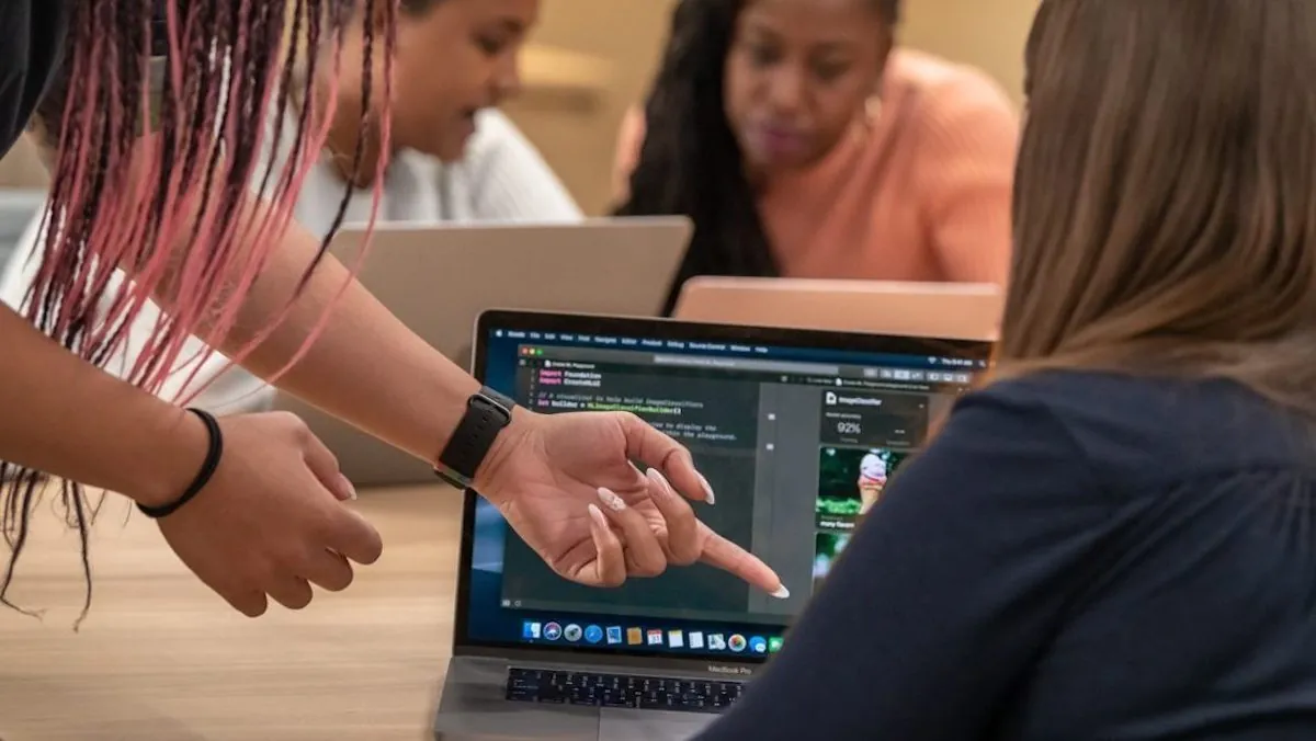 Apple lancia un programma per imprenditrici e sviluppatrici Apple lancia un programma per imprenditrici e sviluppatrici
