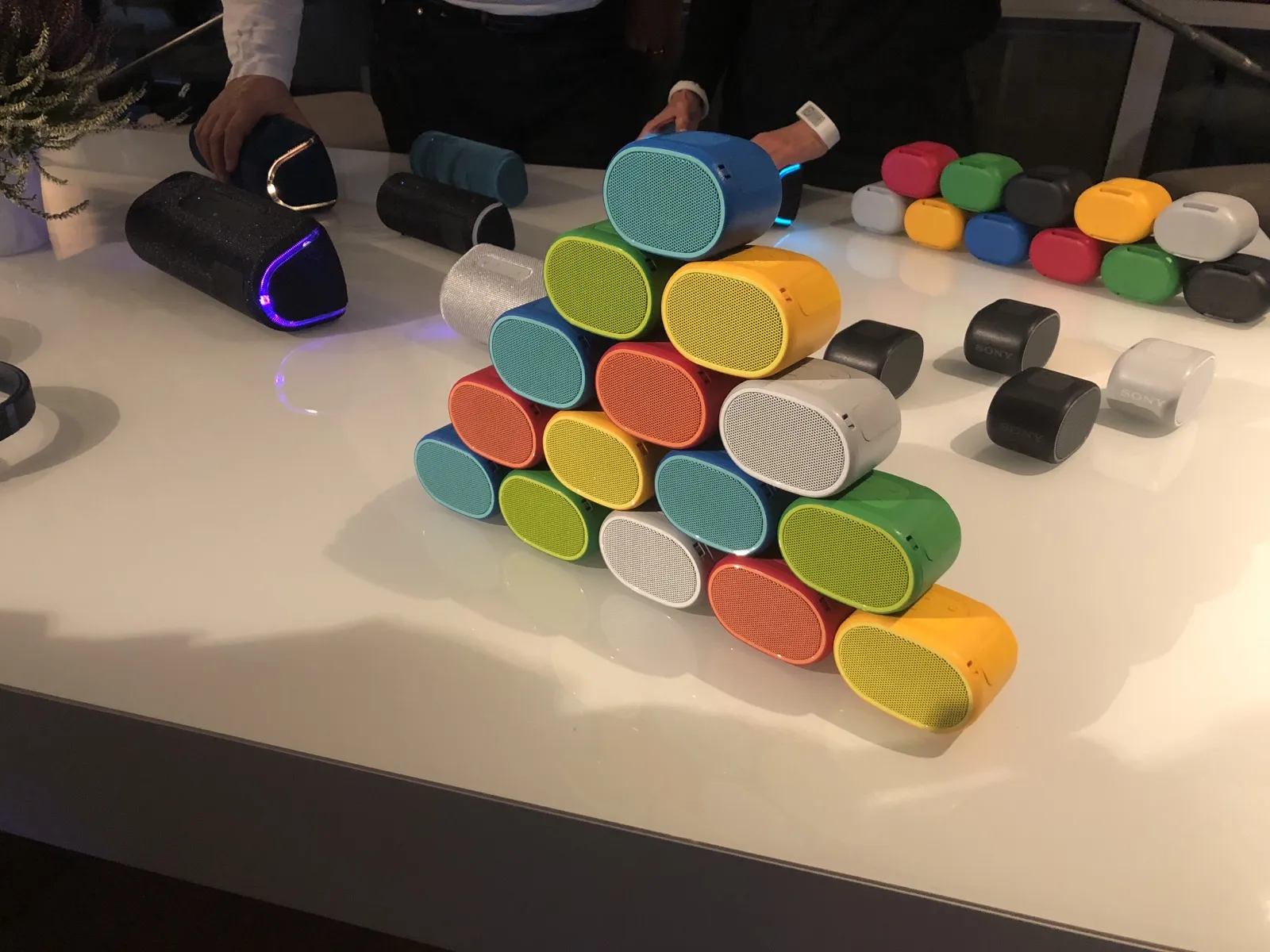 Il natale 2018 di Sony si veste di colore e musica Il natale 2018 di Sony si veste di colore e musica