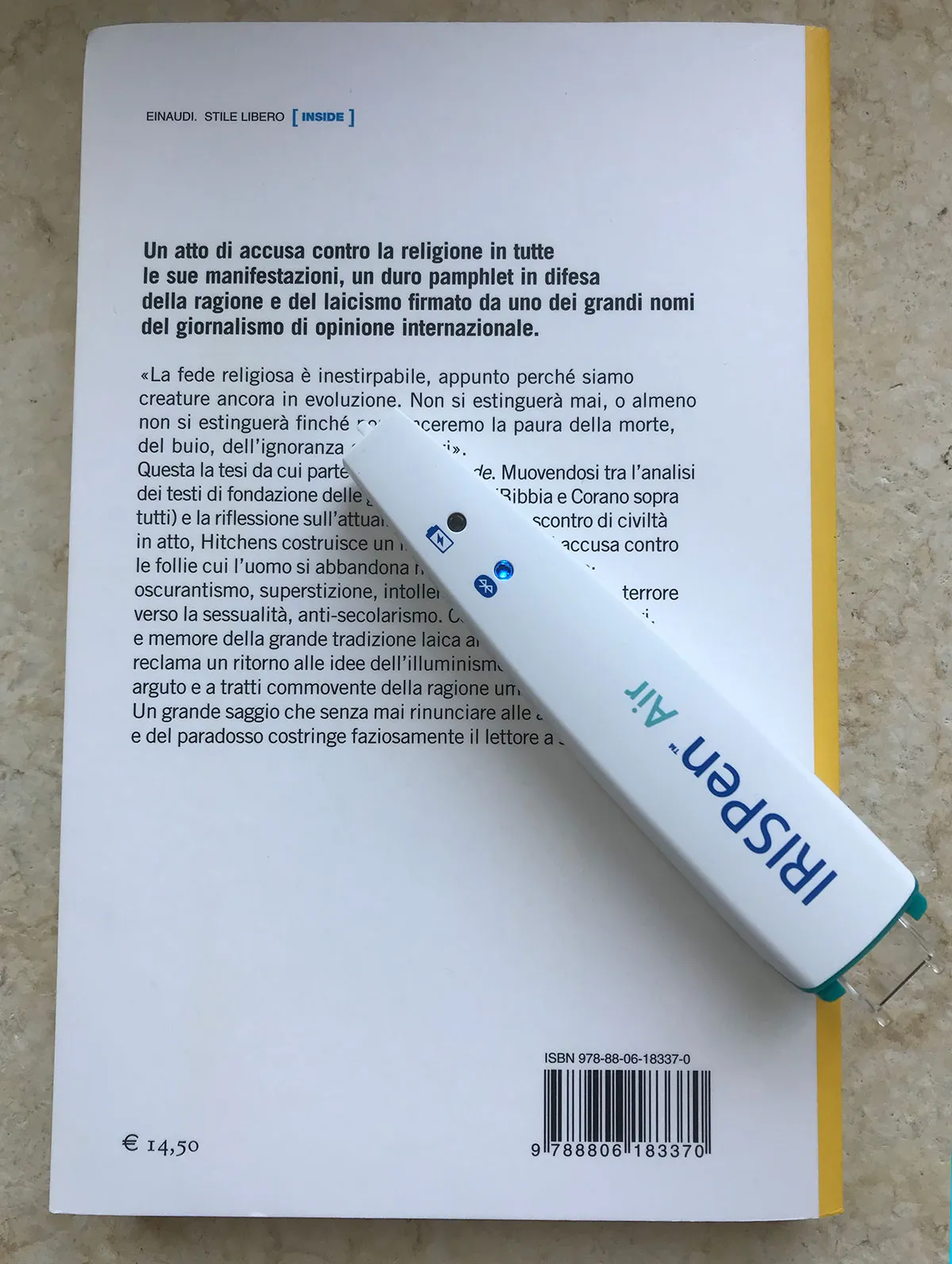 Recensione IRISPen Air 7, evidenziatore digitale che trascrive, legge e traduce i testi La sinossi di un libro usata per effettuare una prova con l'evidenziatore digitale