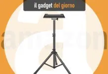 Il supporto a treppiede per il vostro MacBook, il vostro proiettore, i vostri spartiti Il supporto a treppiede per il vostro MacBook, il vostro proiettore, i vostri spartiti