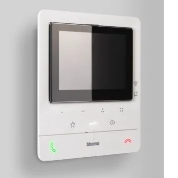 Legrand e B-Ticino a CES 2019: interruttori a comando vocale Alexa e citofono smart serie 100X
