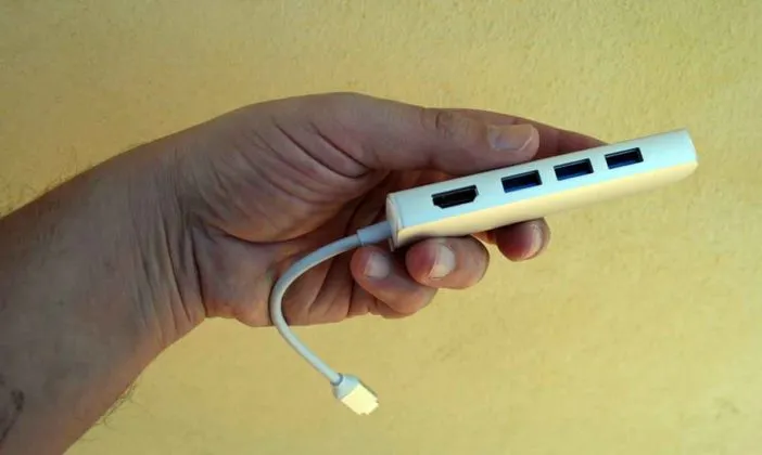 Recensione Satechi USB-C multiport V2, l&#8217;adattatore perfetto per MacBook e MacBook Pro e anche iPad