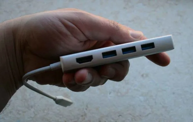 Recensione Satechi USB-C multiport V2, l&#8217;adattatore perfetto per MacBook e MacBook Pro e anche iPad