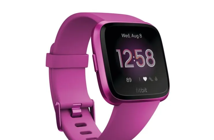 Fitbit Versa Lite Edition sfida Apple Watch con una marea di funzioni a 160 euro