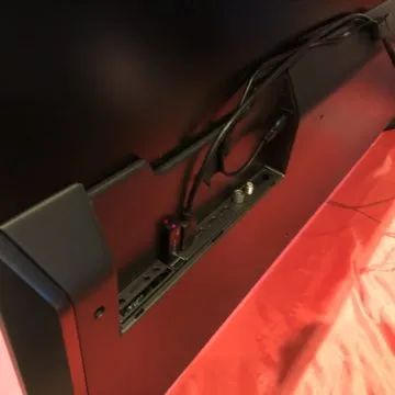 Sharp punta sul design con Pininfarina