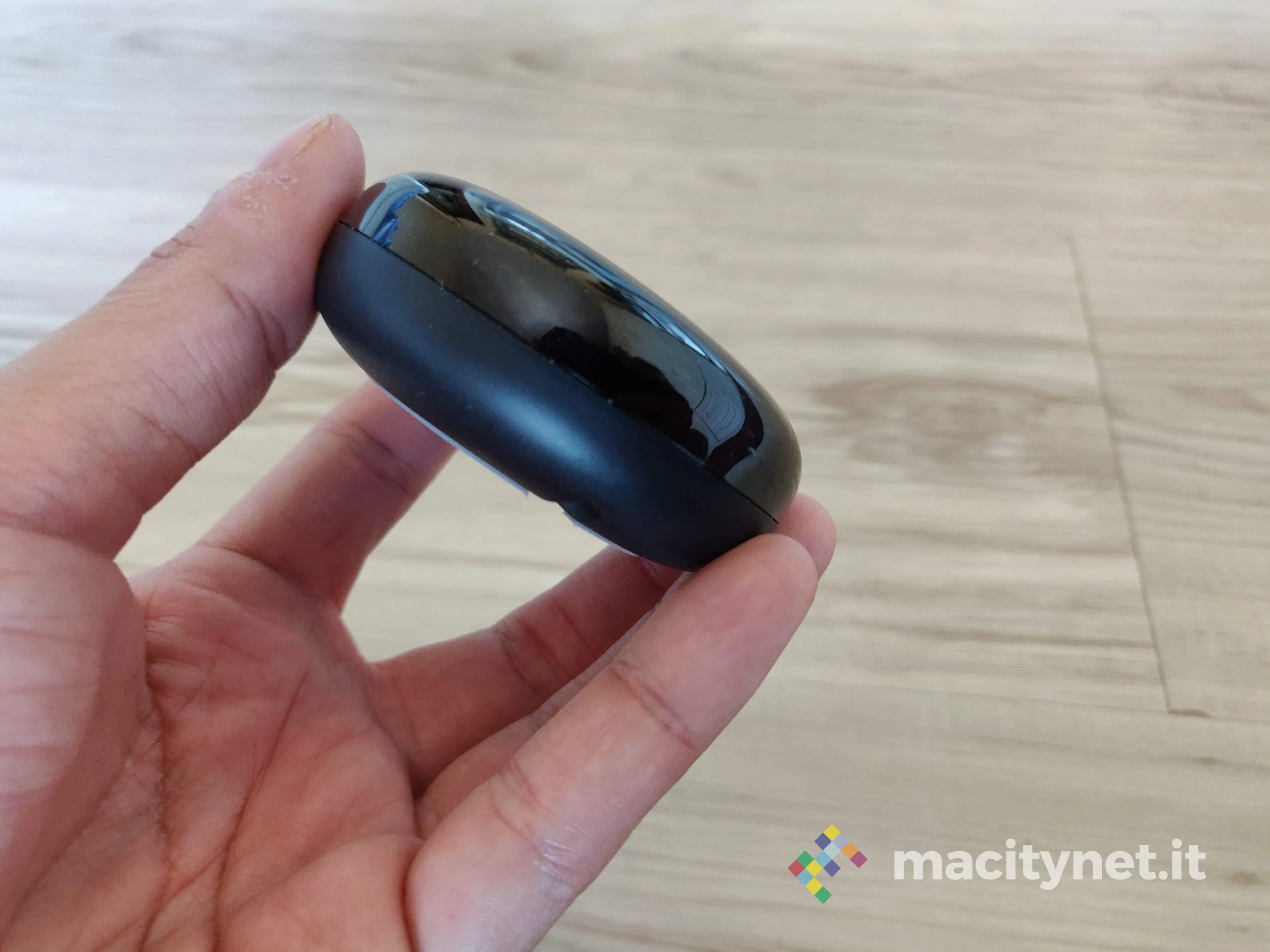 Recensione Gocomma R9, il temecomando smart compatibile con Google e Alexa Recensione Gocomma R9, il temecomando smart compatibile con Google e Alexa