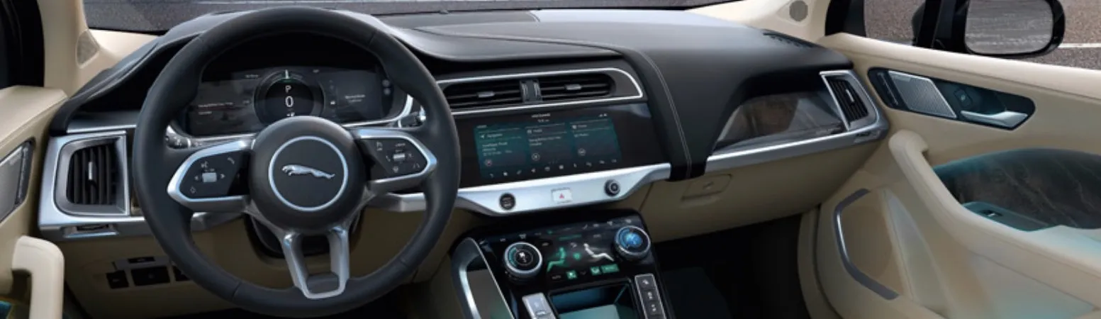 Tre premi agli International Engine + Powertrain of the Year per la Jaguar I-PACE Tre premi agli International Engine + Powertrain of the Year per la Jaguar I-PACE