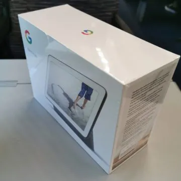 Presa di contatto e unboxing di Google Nest Hub, domotica, informazioni e video in 7″