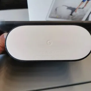 Presa di contatto e unboxing di Google Nest Hub, domotica, informazioni e video in 7″