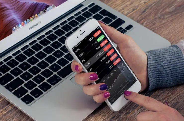 Risultati fiscali: Apple batte le previsioni, ma le vendite di iPhone si confermano in calo