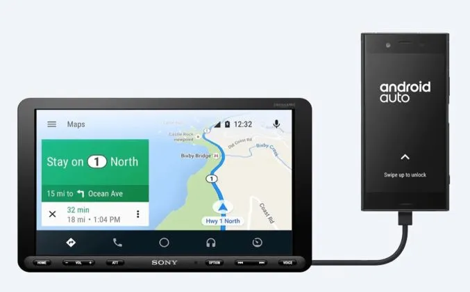 Sony XAV-AX8000 mette Carplay e Android Auto su qualsiasi automobile