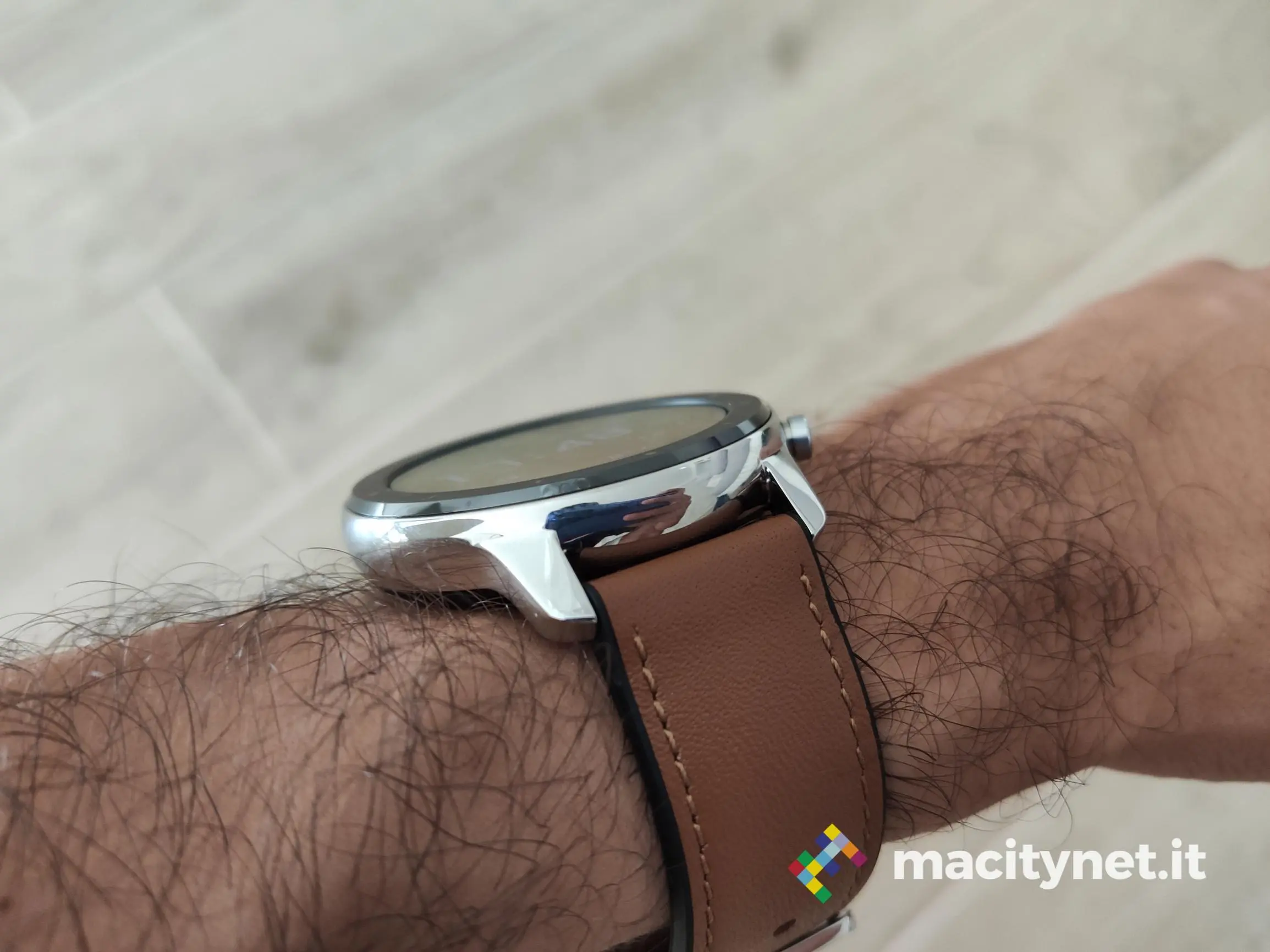 Recensione Amazfit, l’eleganza al polso Recensione Amazfit, l’eleganza al polso