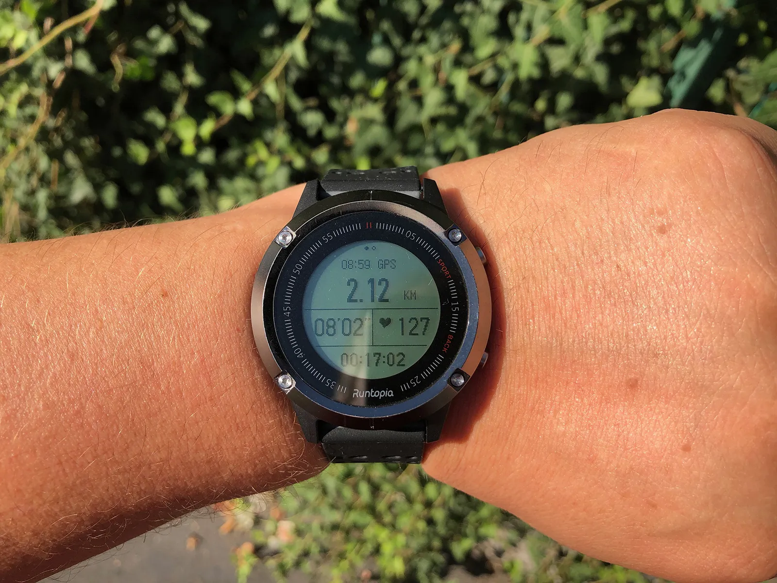 Runtopia S1, in prova lo sportwatch per il resto di noi Runtopia S1, in prova lo sportwatch per il resto di noi