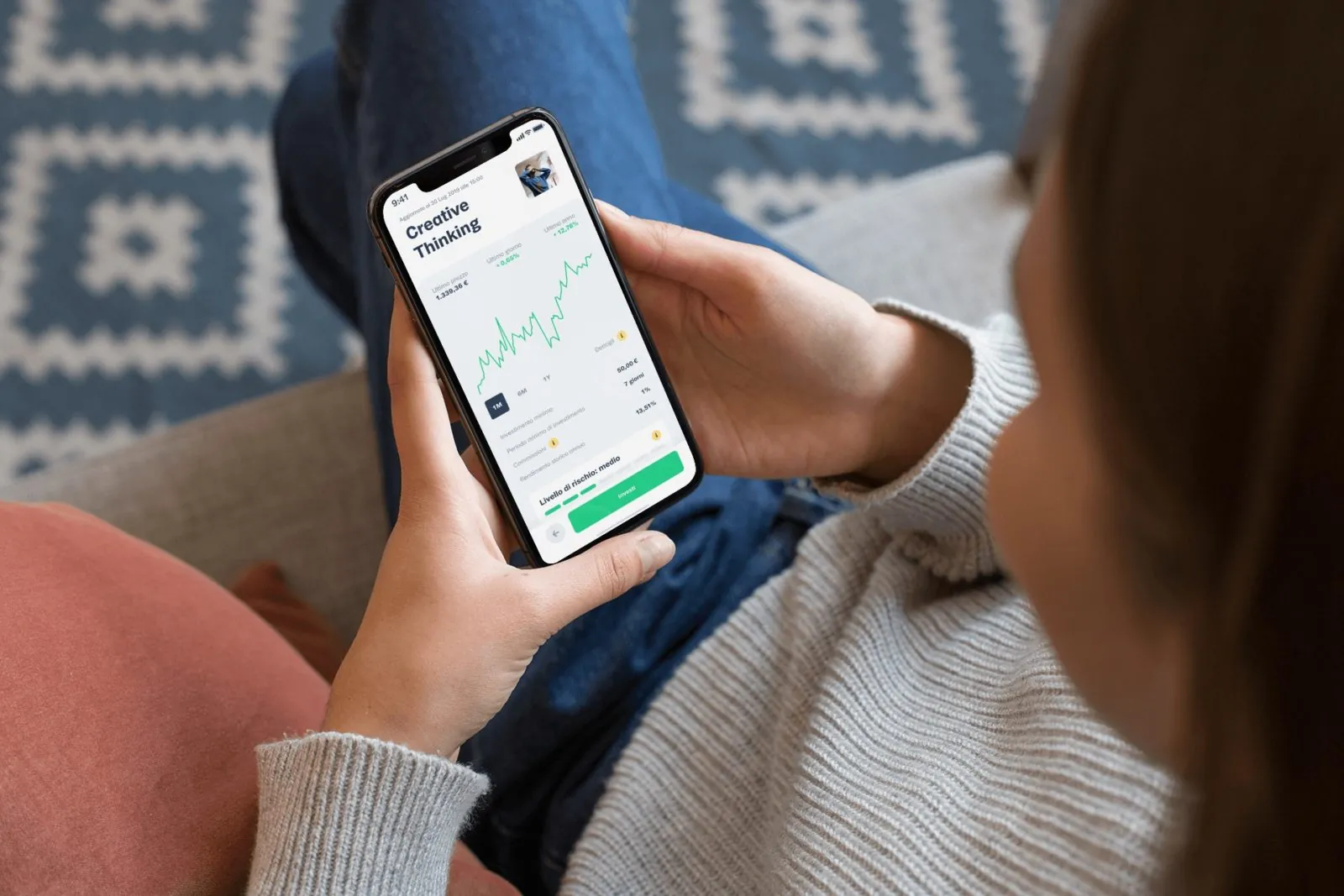 Oval, sempre più rivoluzionario il servizio di mobile banking dedicato ai millennials