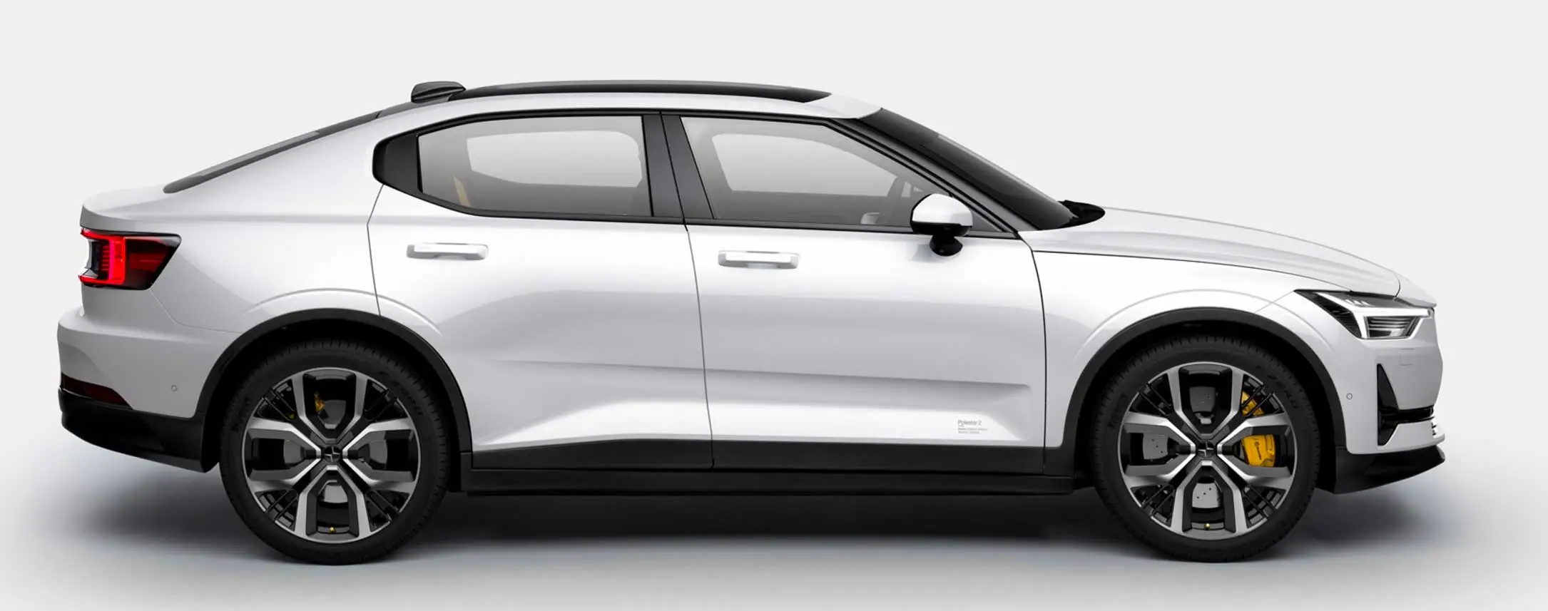 Volvo Polestar 2, svelati i prezzi della rivale di Tesla Model 3