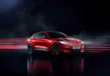 Ford prova a sfidare Tesla con la Mustang elettrica