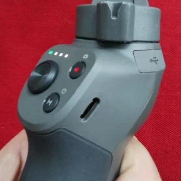 Recensione DJI Osmo Mobile 3: l’accessorio necessario per i video con smartphone