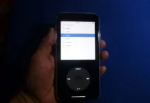 Apple rimuove Rewound, l’app che trasforma iPhone in iPod Classic Apple rimuove Rewound, l’app che trasforma iPhone in iPod Classic
