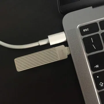Recensione Xiaomi Jessis, la chiavetta USB-A e USB-C tutta in metallo