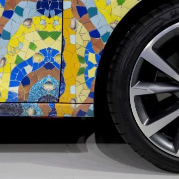 Com’è stata camuffata la nuova SEAT Leon