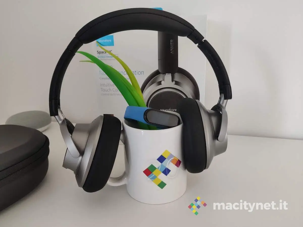 Recensione Soundcore Space NC, le cuffie wireless di Anker con cancellazione del rumore e controllo touch Recensione Soundcore Space NC, le cuffie wireless di Anker con cancellazione del rumore e controllo touch