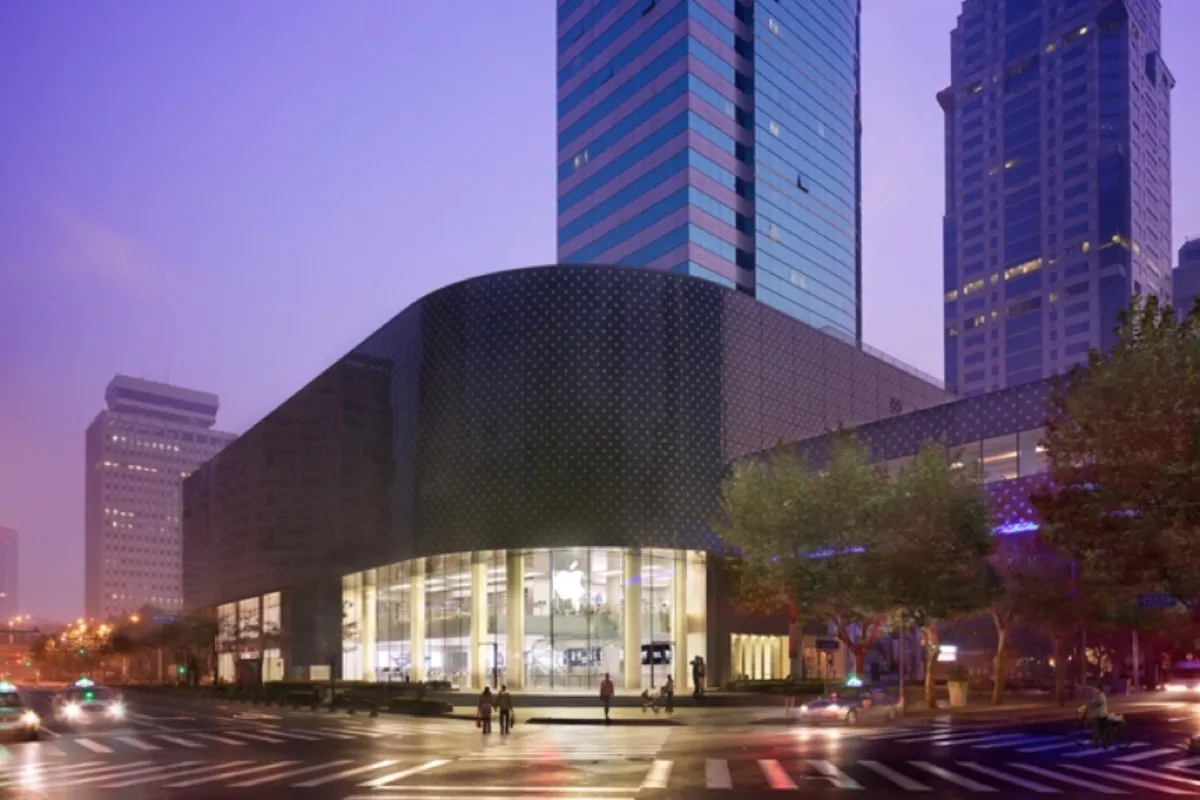 iPhone affonda in Cina, scattano gli sconti da saldo iPhone affonda in Cina, scattano gli sconti da saldo