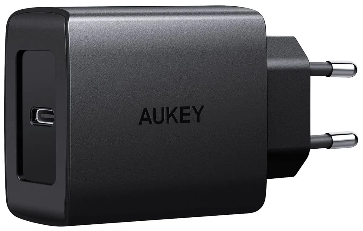 Aukey PA-Y15, caricatore USB-C da 18W per ricarica rapida di iPhone in sconto a 11,19 euro