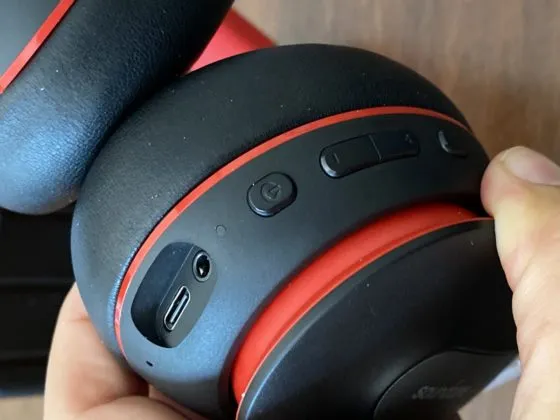 Recensione cuffie Soundcore Life Q10 economiche e comode