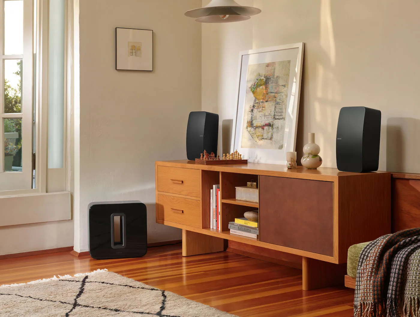 Sonos Arc è la smart soundbar a tutto tondo con Dolby Atmos per film, serie TV e musica Sonos Arc è la smart soundbar a tutto tondo con Dolby Atmos per film, serie TV e musica