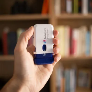 Recensione Chicco BebèCare, tra i dispositivi anti-abbandono più economici attualmente in commercio