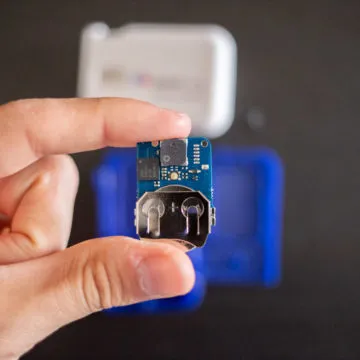 Recensione Chicco BebèCare, tra i dispositivi anti-abbandono più economici attualmente in commercio