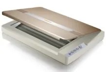 Plustek OpticSlim 1680 è lo scanner di grande formato per Mac e PC