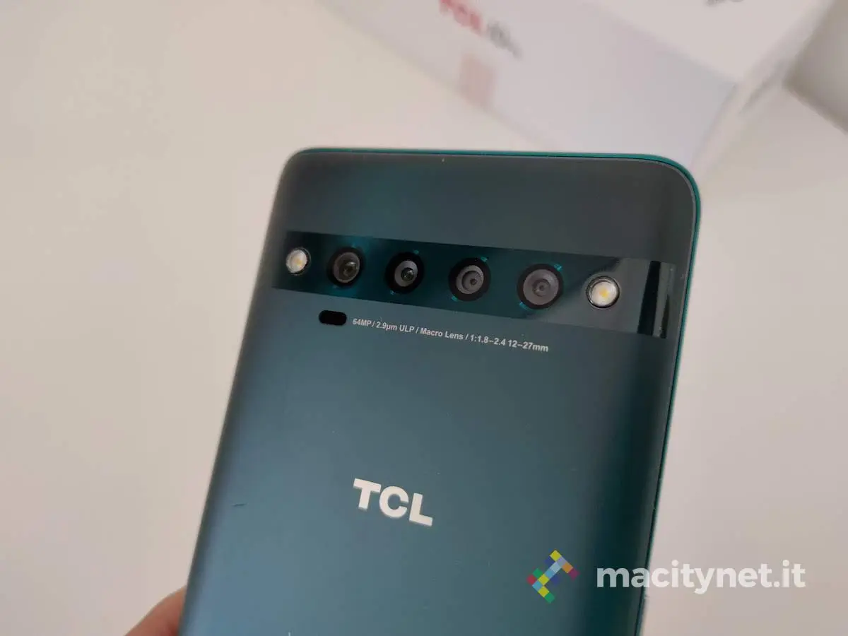 Recensione TCL 10 PRO, ma che bella sorpresa Recensione TCL 10 PRO, ma che bella sorpresa