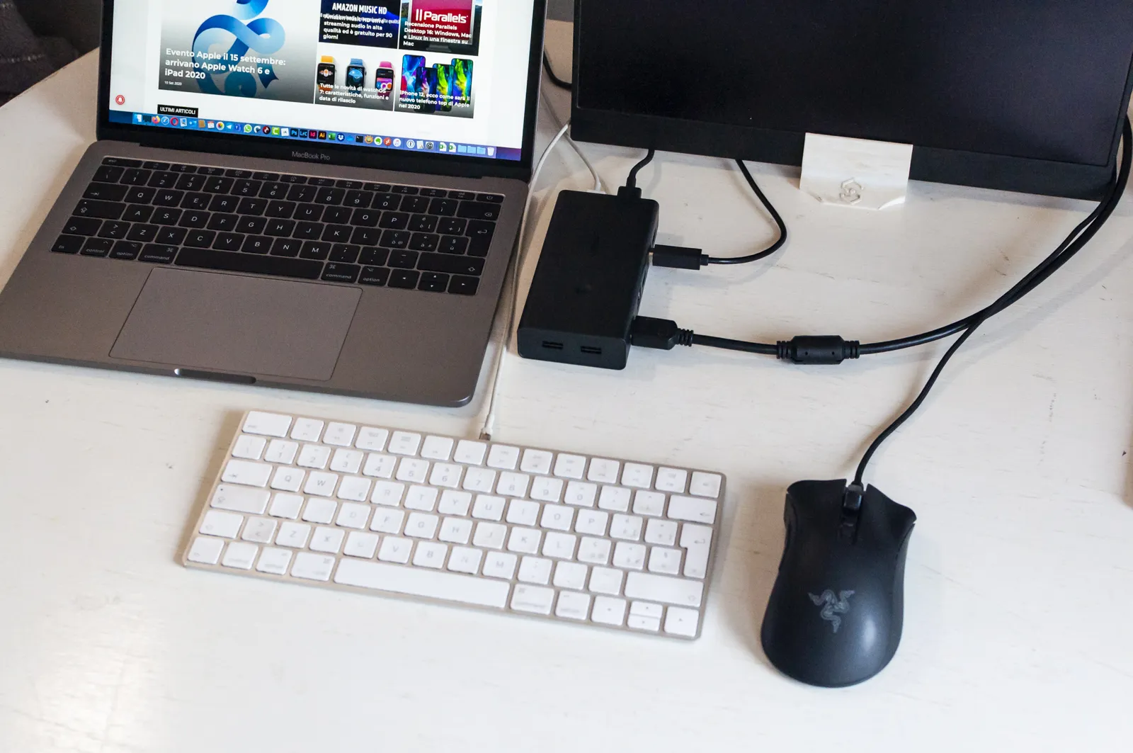 Recensione UGREEN KVM Switch HDMI 2 in 1 Recensione UGREEN KVM Switch HDMI 2 in 1