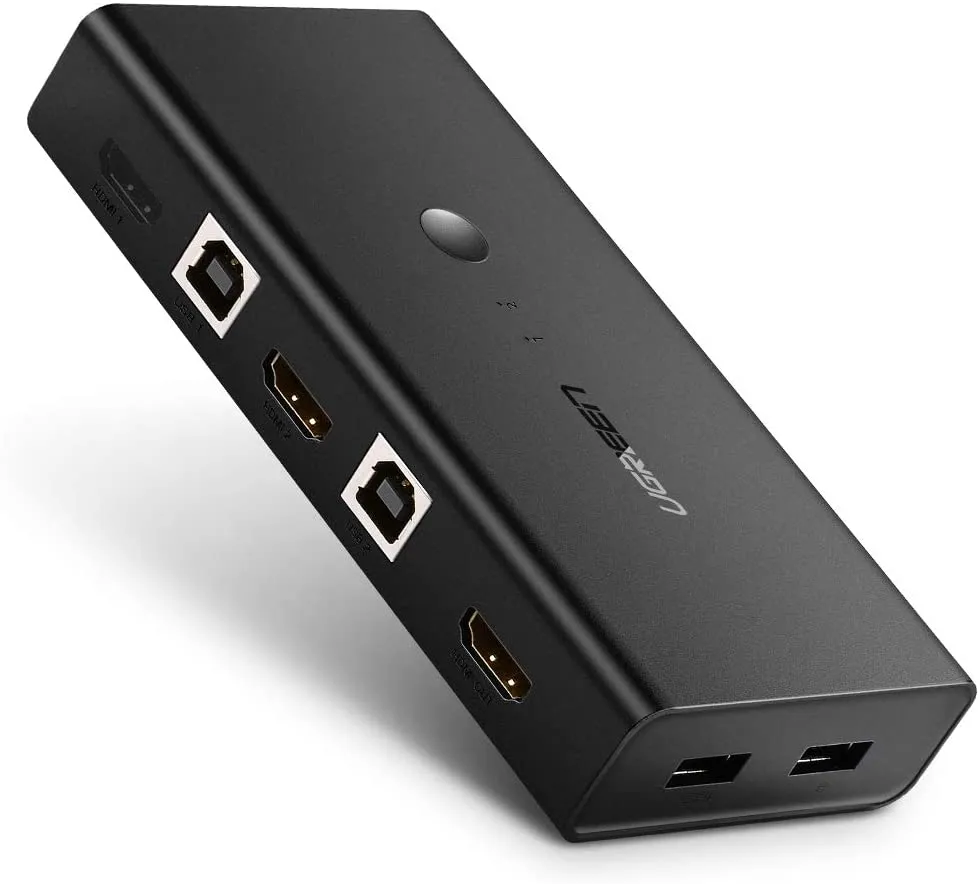 Recensione UGREEN KVM Switch HDMI 2 in 1 Recensione UGREEN KVM Switch HDMI 2 in 1