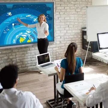 Nuovi monitor Creative Touch Serie 5 di Optoma