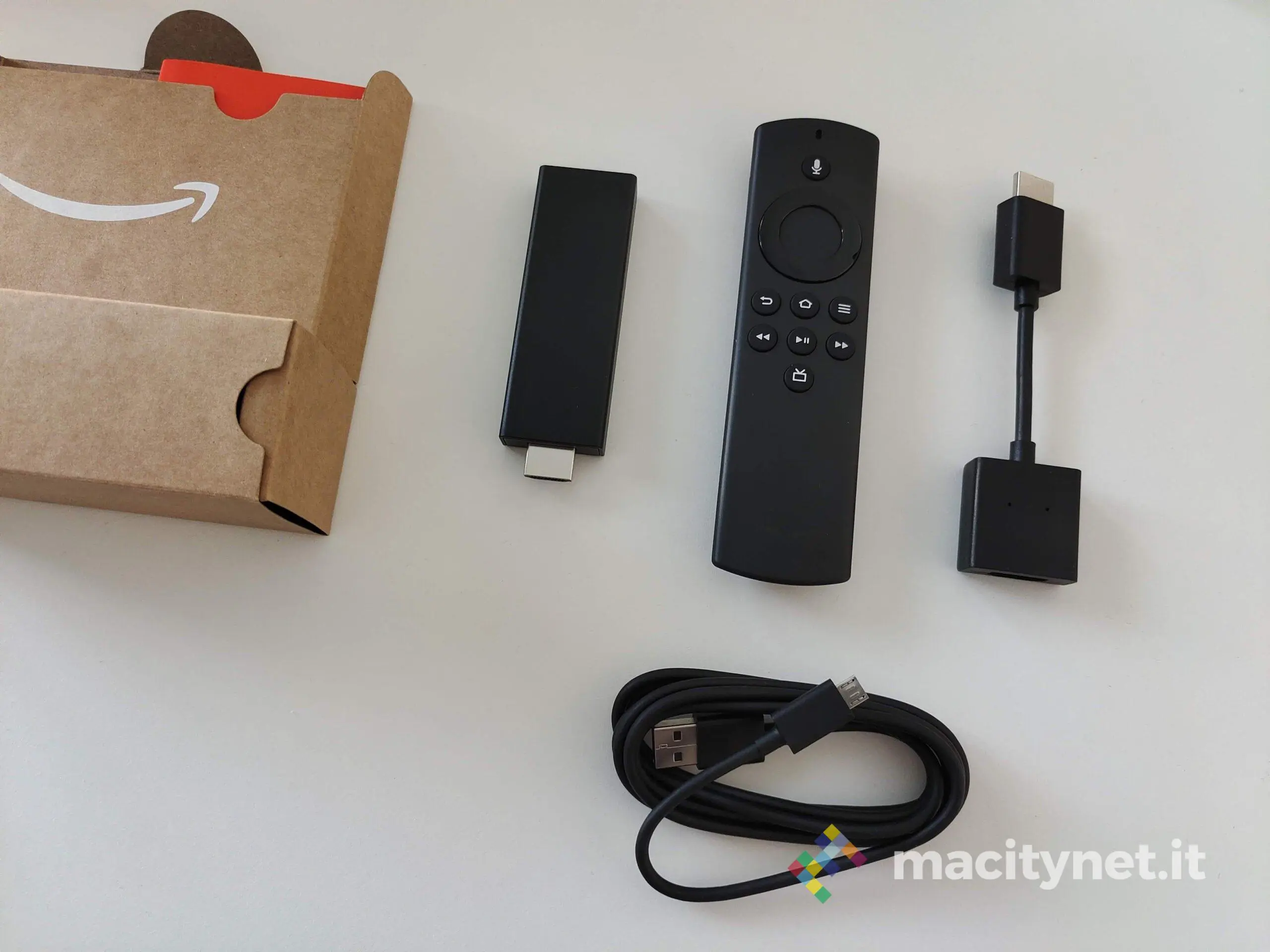 In prova Fire TV Stick Lite, la migliore scelta low cost per lo streaming In prova Fire TV Stick Lite, la migliore scelta low cost per lo streaming
