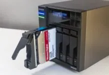 Con Calcolatore RAID scegliere dischi per il NAS è più facile Recensione Asustor AS6604T Lockerstor 4, il tuttofare velocissimo per il piccolo ufficio