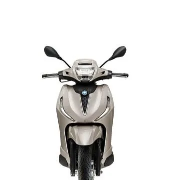 Il Piaggio Beverly si rinnova con sistema keyless e strumentazione digitale