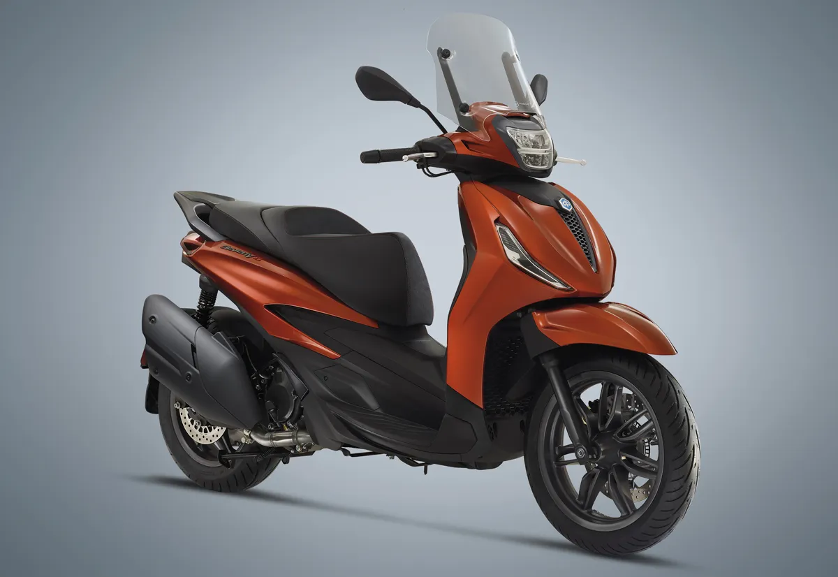 Il Piaggio Beverly si rinnova con sistema keyless e strumentazione digitale