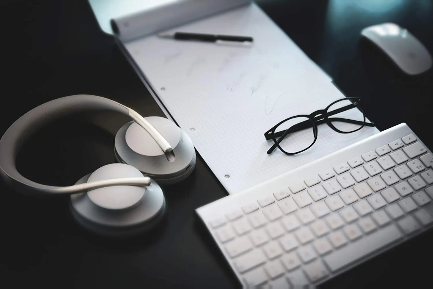 Recensione Bose Noise Cancelling Headphones 700, il nuovo vestito del re Recensione Bose Noise Cancelling Headphones 700, il nuovo vestito del re