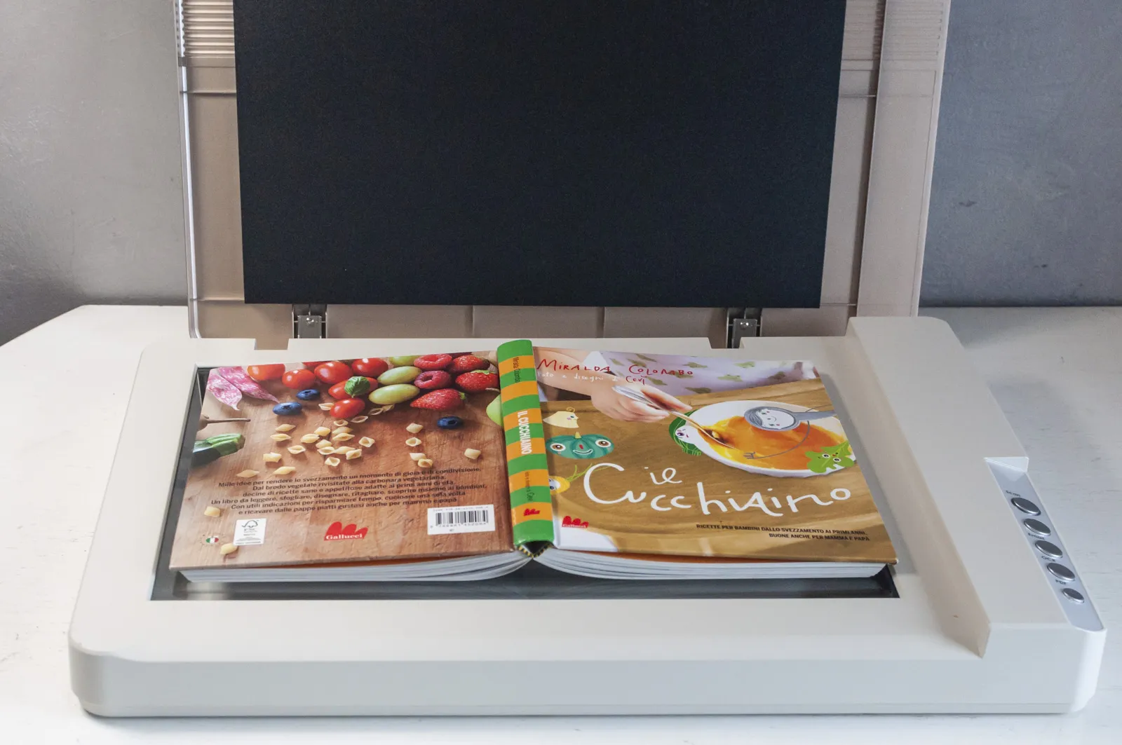 Recensione Plustek OpticSlim OS1680, grande scanner al prezzo giusto