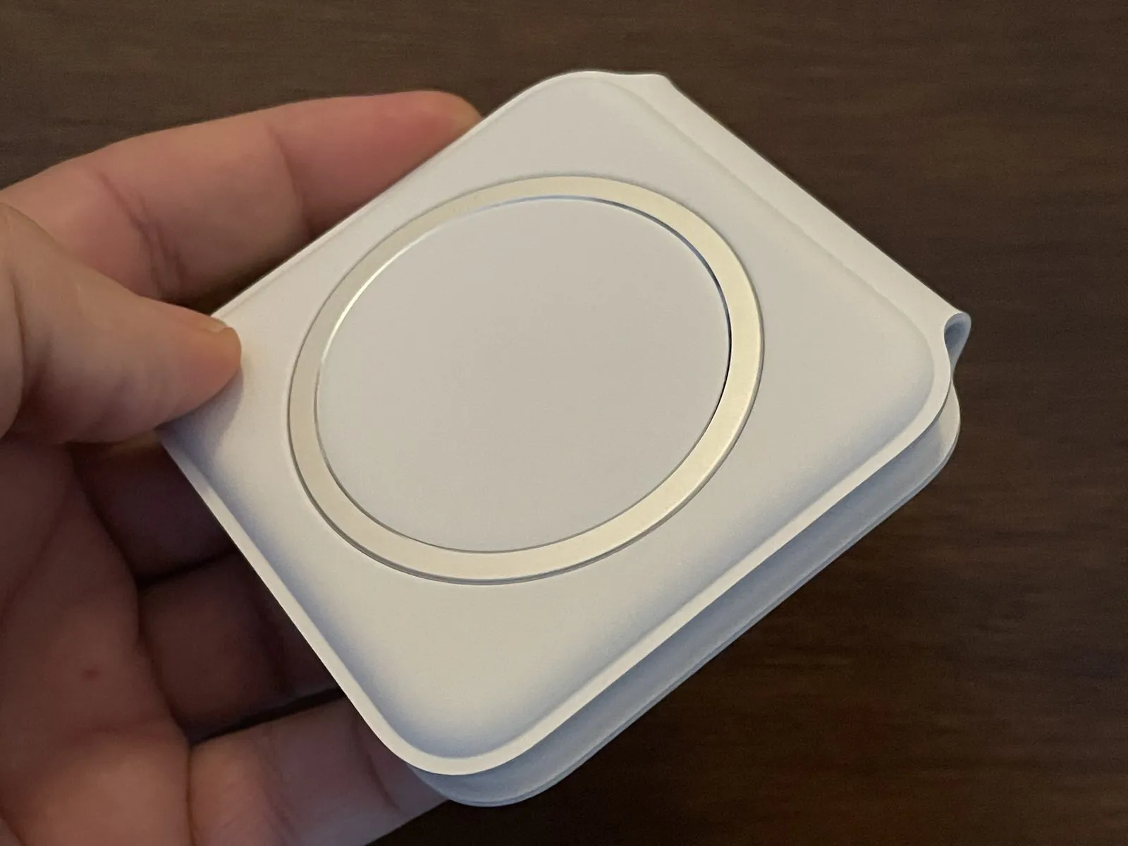 Recensione Magsafe Duo: fare il massimo sprecandosi il minimo