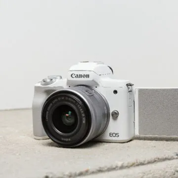 EOS M50 Mark II Canon: pensata per i Vlogger e lo smart working