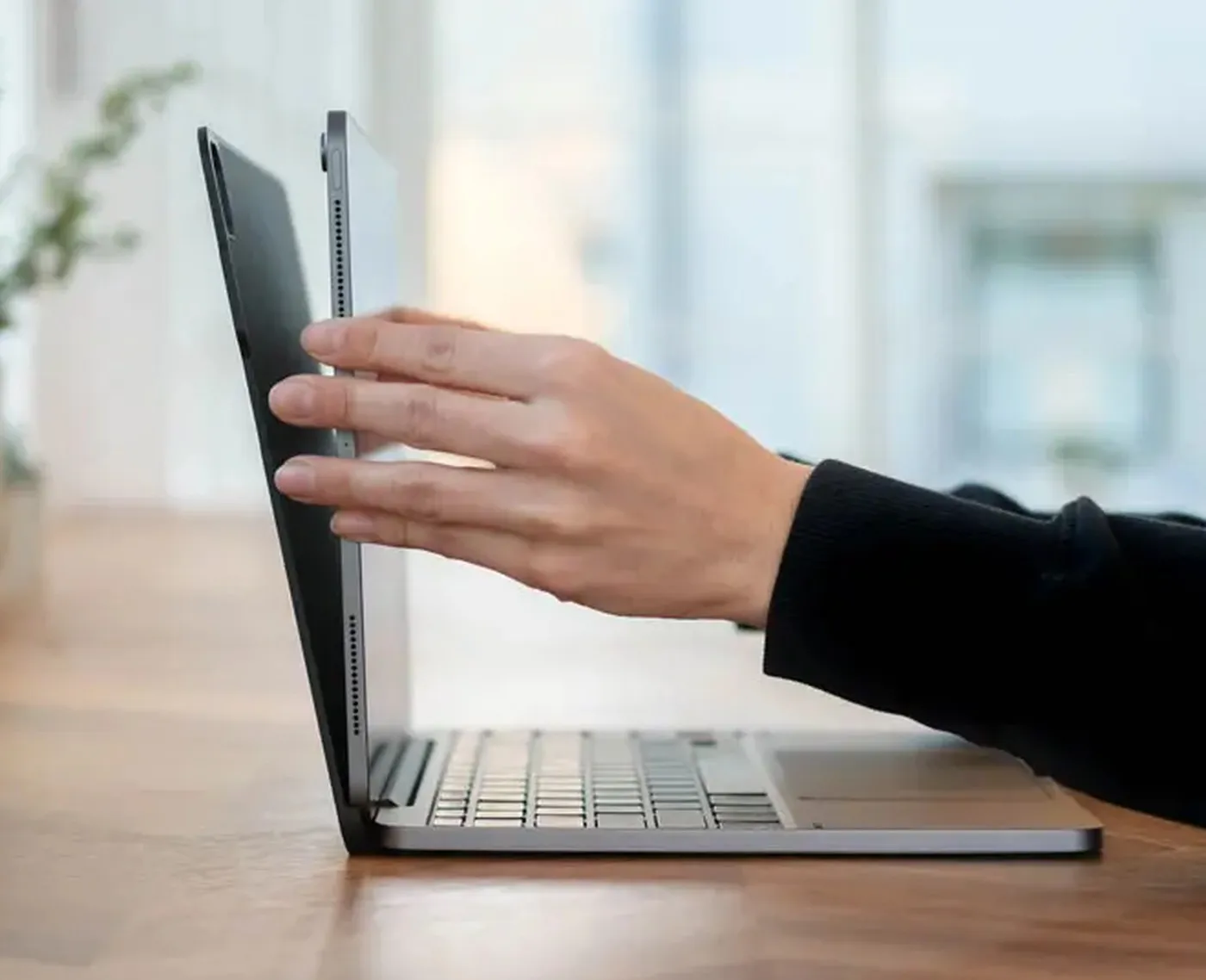 Brydge 12.9 MAX+ trasforma l’iPad Pro in un Mac