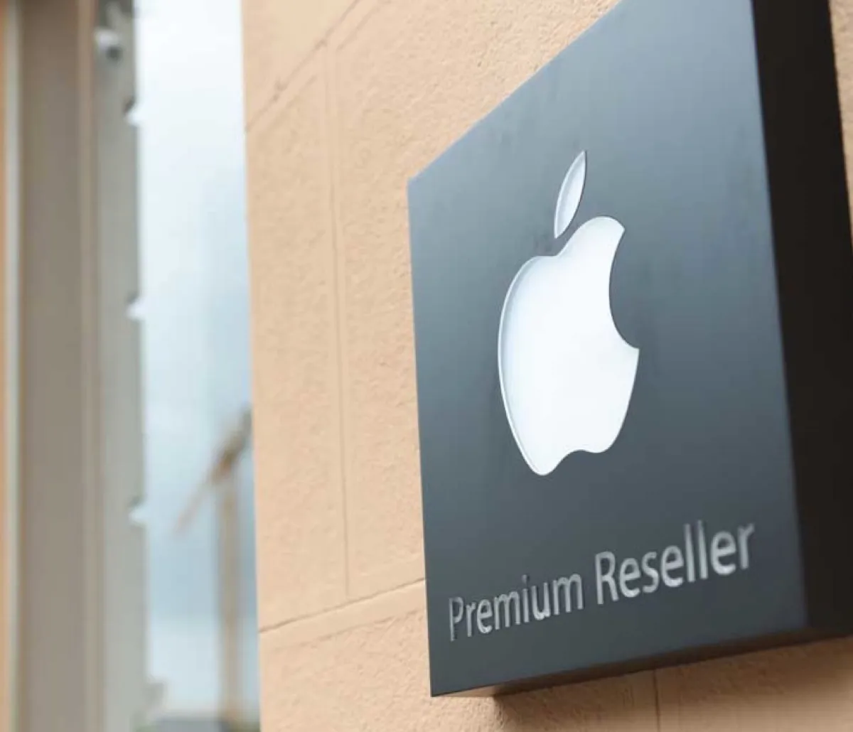 CeC a Biella è il 40esimo store del più grande Apple Premium Reseller italiano CeC a Biella è il 40esimo store del più grande Apple Premium Reseller italiano